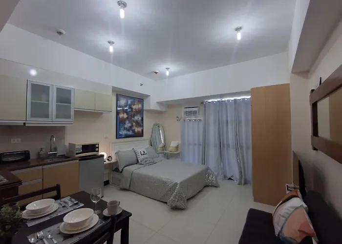 Cozy Unit Mckinley Hill * Manila